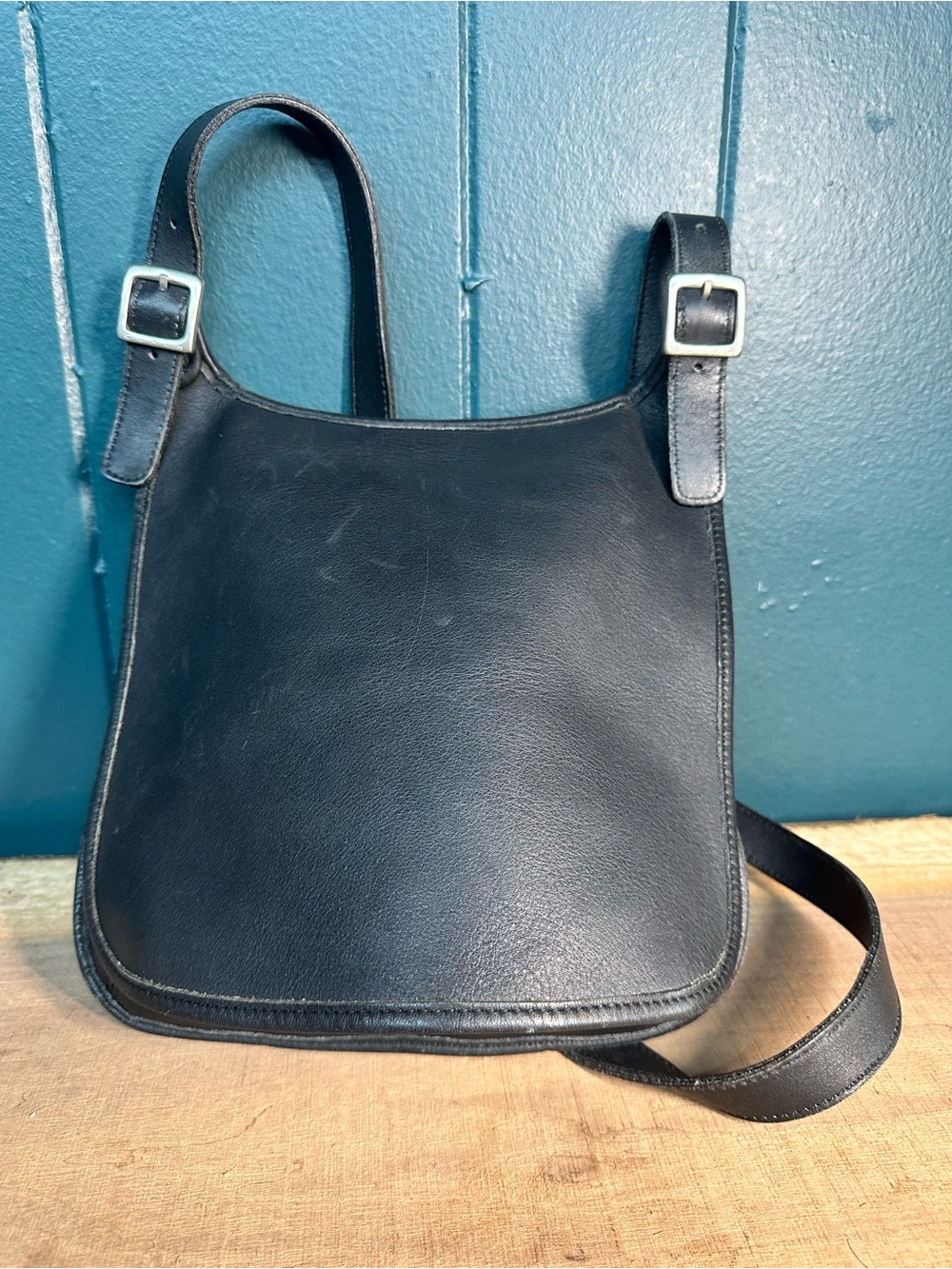 Vintage Coach 9135 Small Hippie Flap Black Leather Crossbody Bag USA